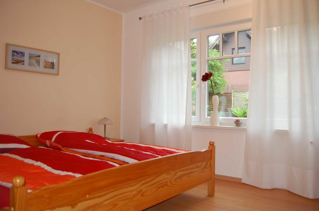 Ferienwohnung_Beethovenstrasse Westerstede Esterno foto